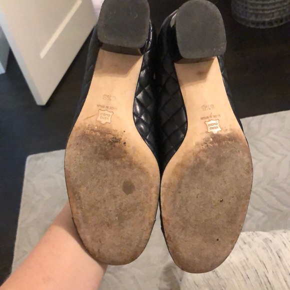 Paul Mayer black leather and patent heels - Picture 4 of 5